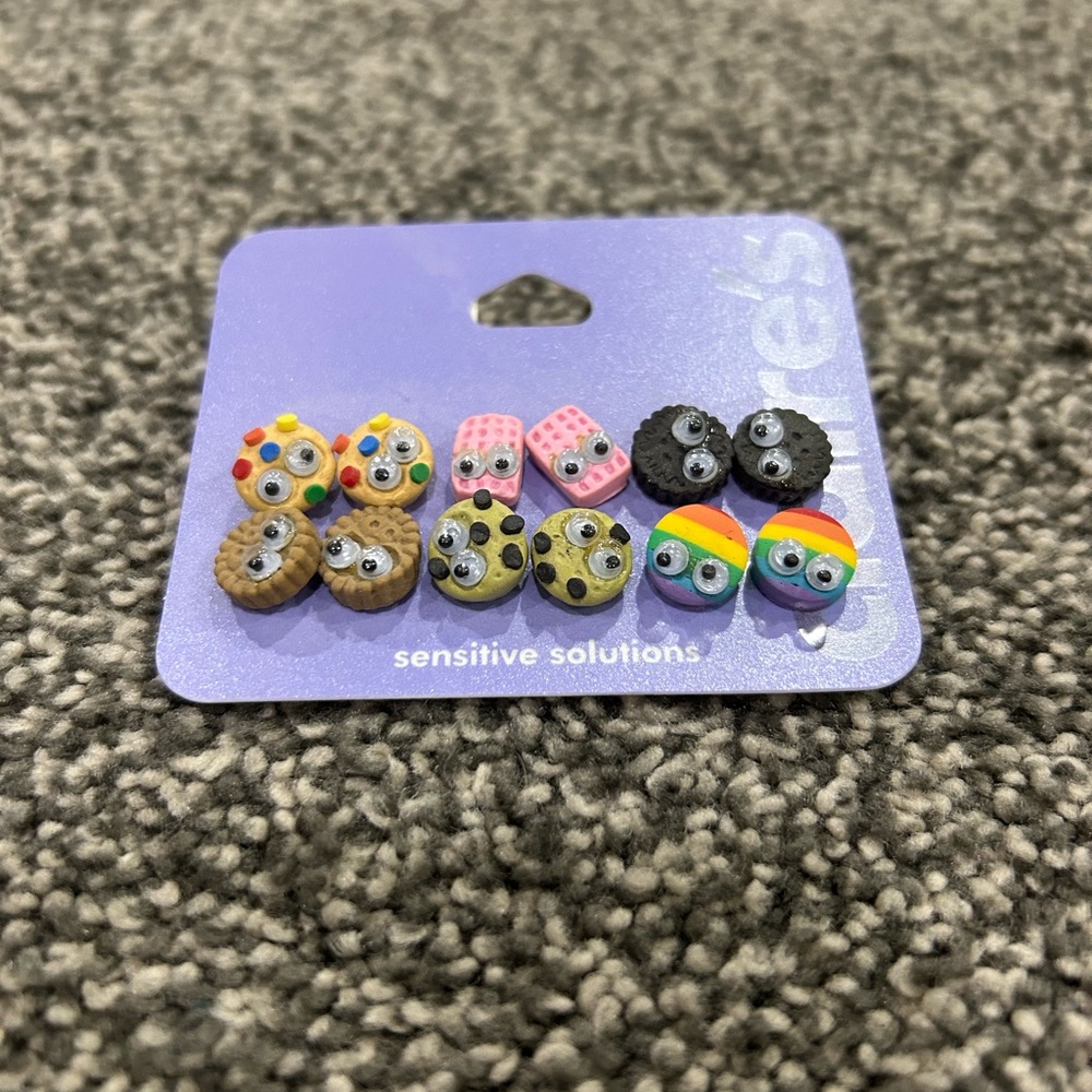Claire’s Earrings